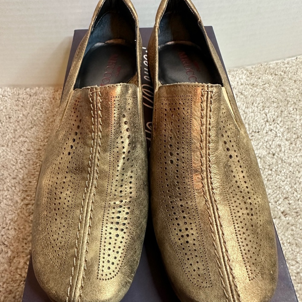 New in Box Sesto Meucci Bronze Perforated Slip-Ons size 5 M
